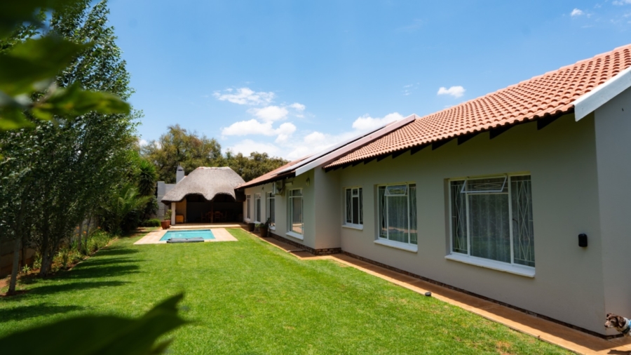 4 Bedroom Property for Sale in Wilkoppies North West